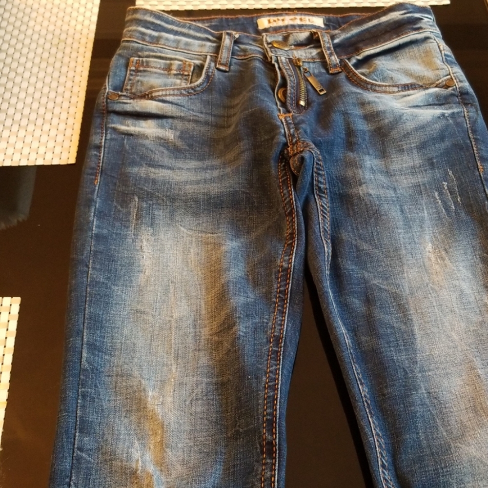 Good women Jean's